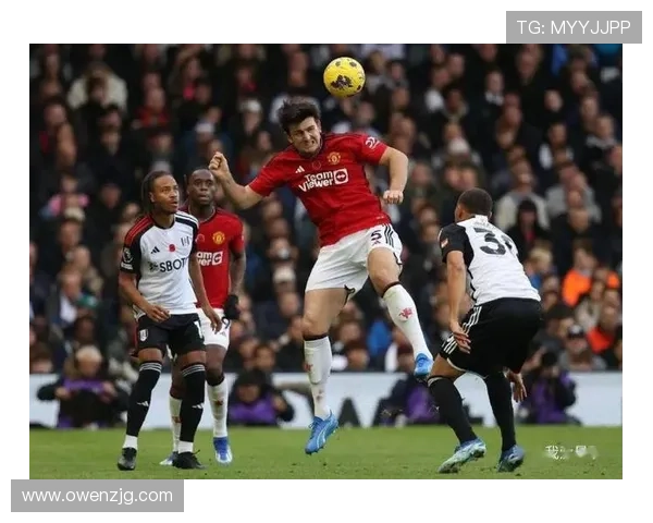 马奎尔夸张头部受伤反应成笑点